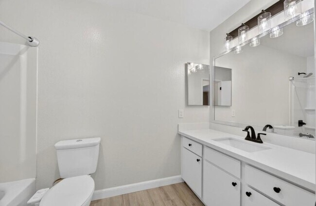 Building Photo - 4549 Melody Dr