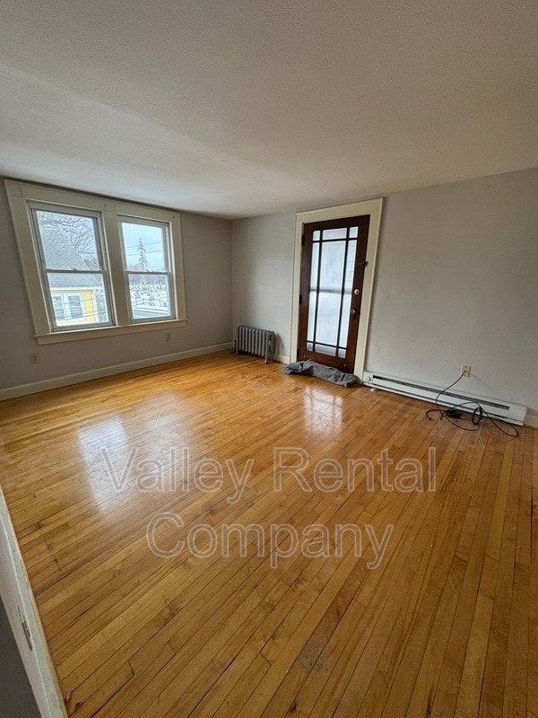 Building Photo - 64 Lyman St