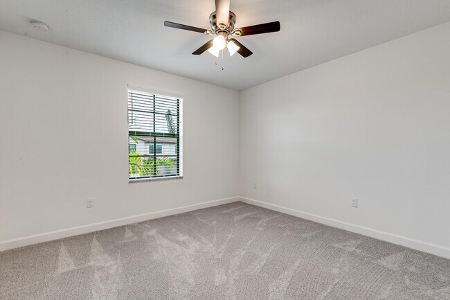 Building Photo - 3170 Streng Ln
