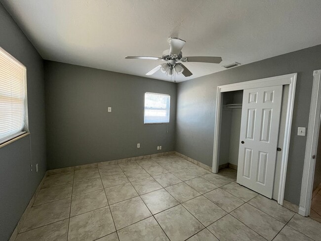 Building Photo - 2154 Inner Cass Cir