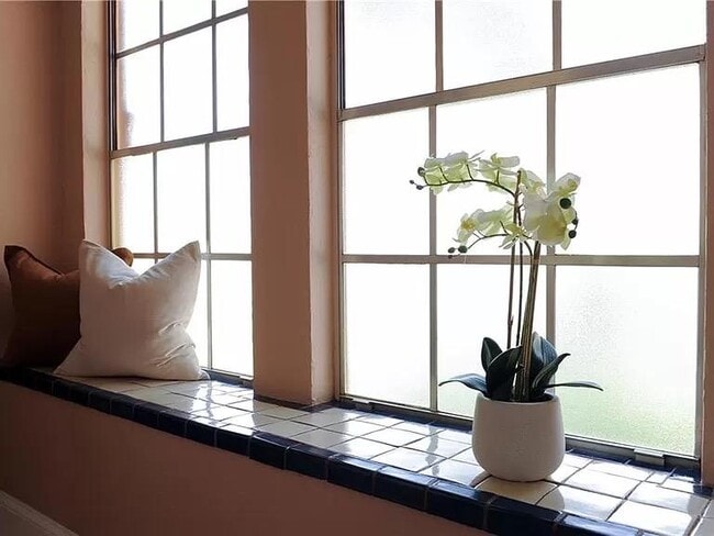 Building Photo - 5809 Avery Island Ave