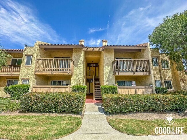 Building Photo - 3020 Alta View Dr