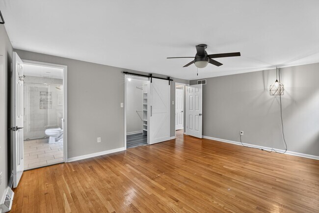 Building Photo - 6 Mill Race Pl