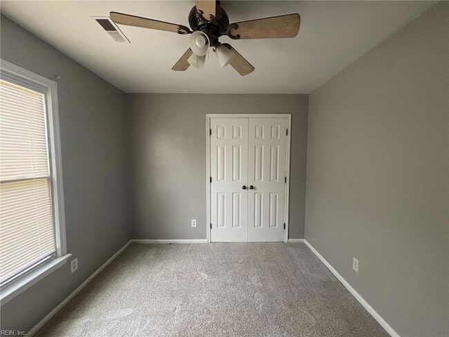 Building Photo - 605 Treemont Ct