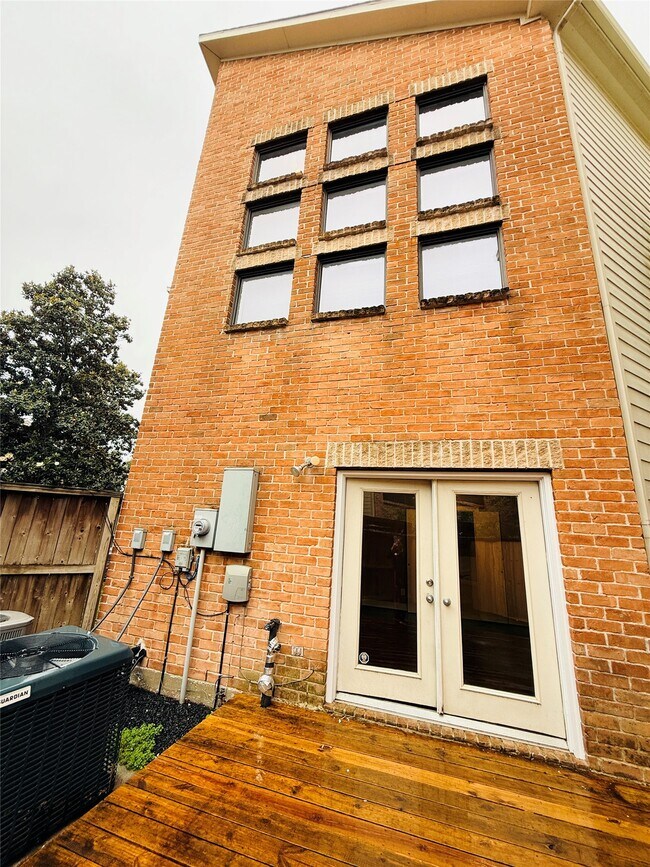 Building Photo - 9813 Cynthia Ann Ct