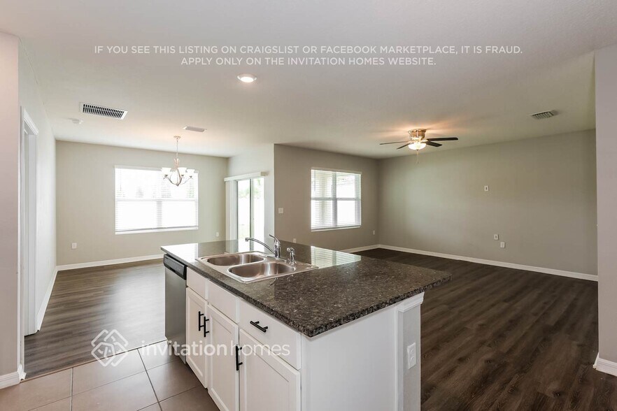 Building Photo - 10225 Opaline Sky Ct