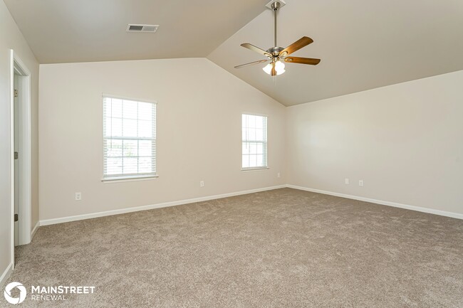 Building Photo - 4022 Bobtail Ct