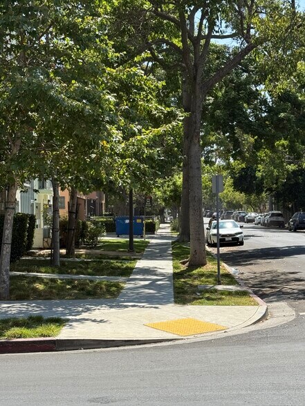 Building Photo - 2687 Orchard Ave