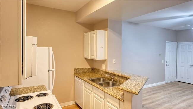 Building Photo - 5130 S Jones Blvd