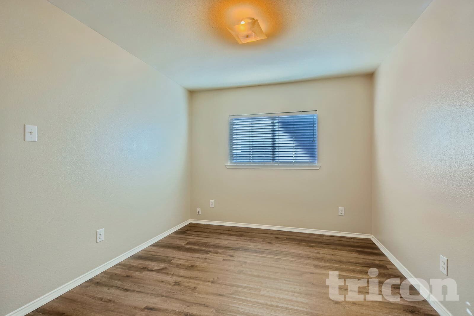 Building Photo - 208 Silver Spur Dr