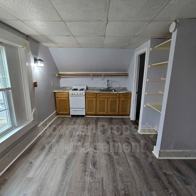 Building Photo - 109 Green St