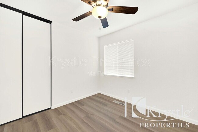 Building Photo - 606 Humbolt Dr