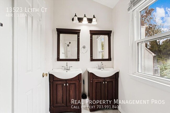 Building Photo - 13523 Leith Ct