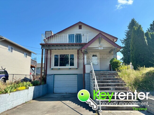 Building Photo - 1302 E 40th St