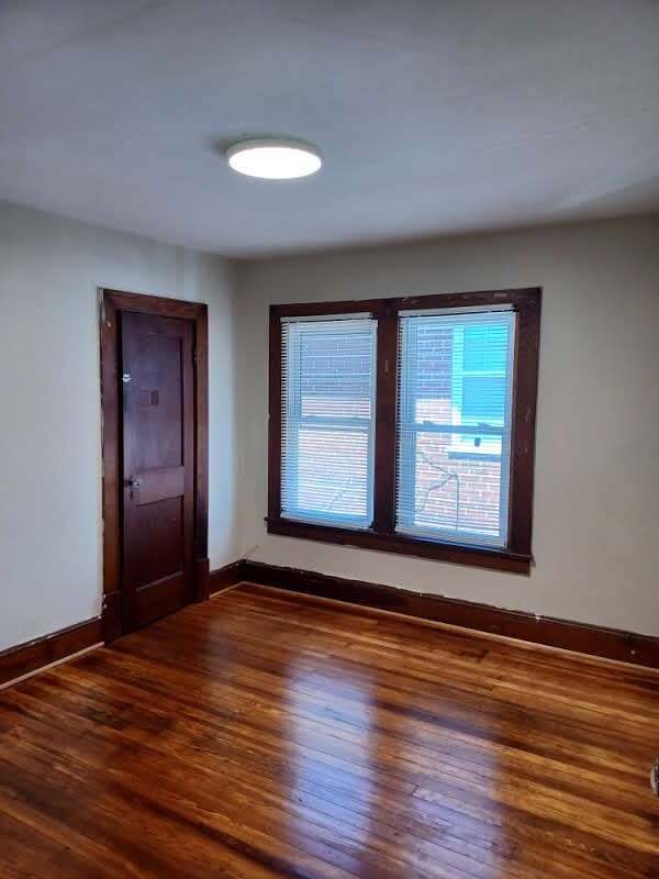 Building Photo - 346 Gray Ave