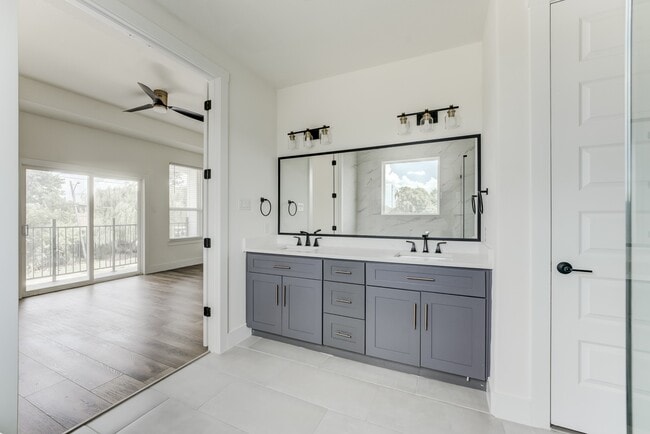 Building Photo - 7117 Tierwester St