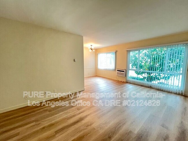 Building Photo - 4427 Murietta Ave