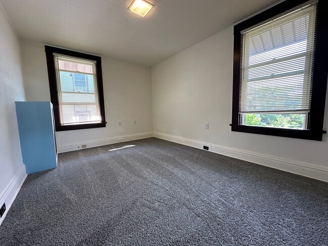 Bedroom 2 - 748 Orchard Ave