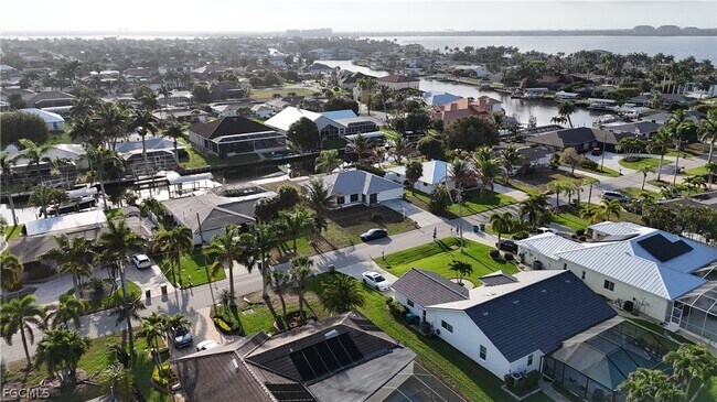 Building Photo - 5367 Coral Ave