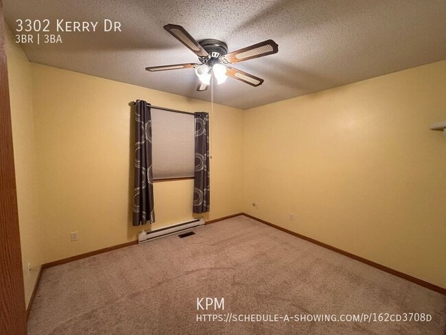 Building Photo - 3302 Kerry Dr