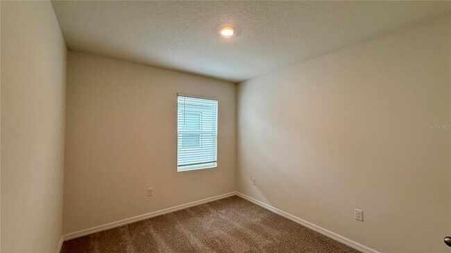 Building Photo - 3314 Pine Lily Ave