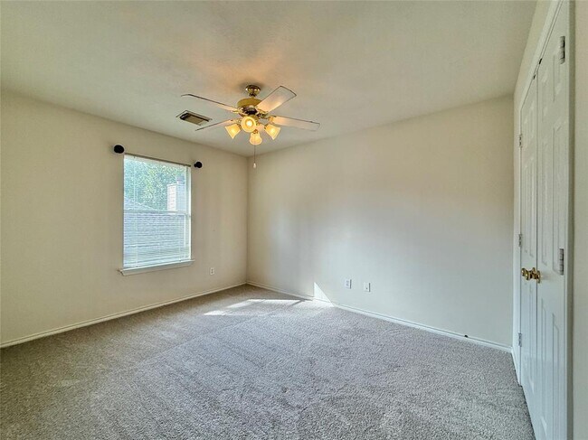 Building Photo - 110 S Merryweather Cir