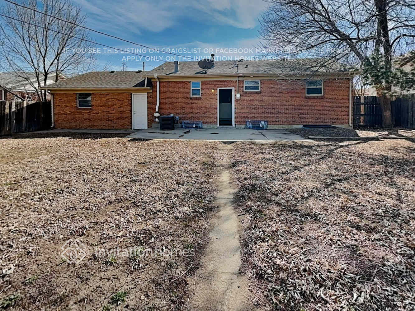 Building Photo - 1909 E 116th Ave