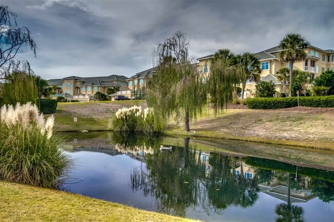 Building Photo - 2180 Waterview Dr