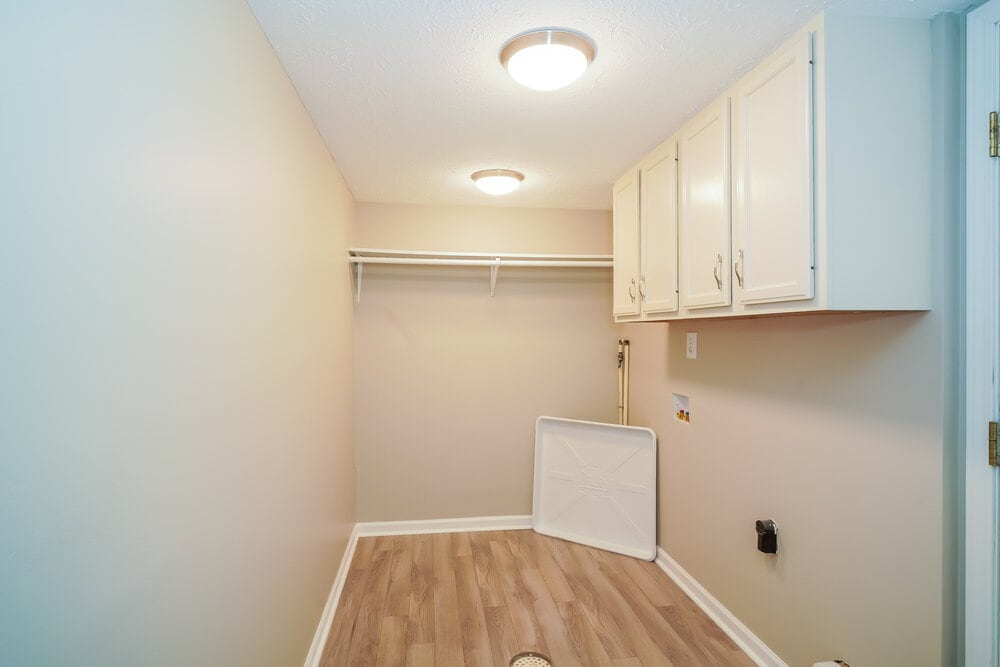 Building Photo - 8633 Buffalo Ridge Dr