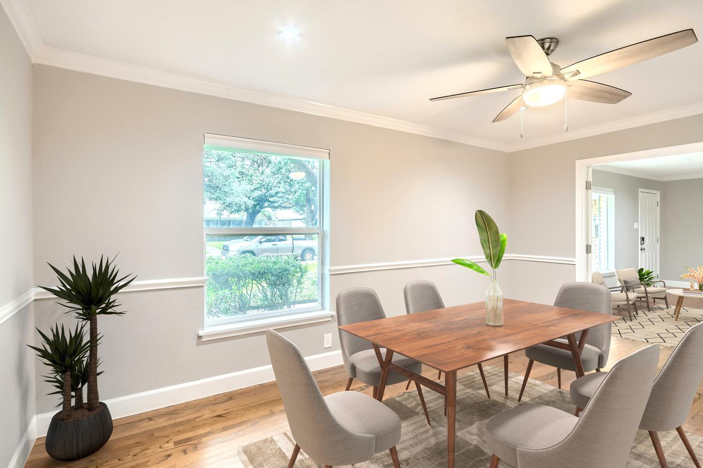 Building Photo - Polished Northwest Dallas home with quick North Tollway access