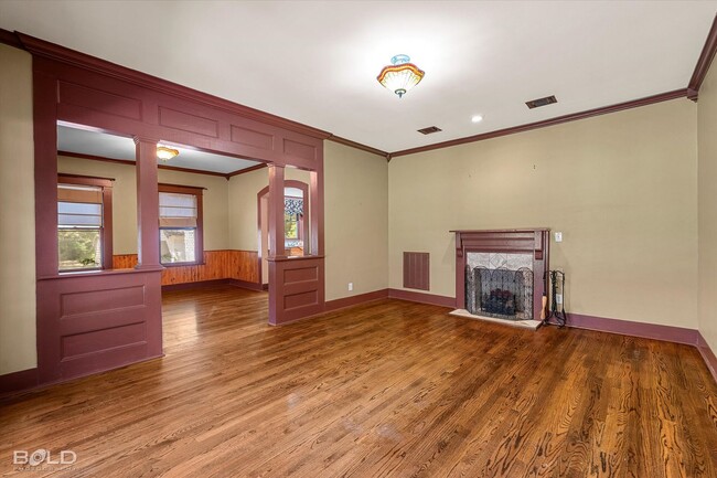 Building Photo - 3 Bedroom 2 Bathroom Home in Plain Dealing