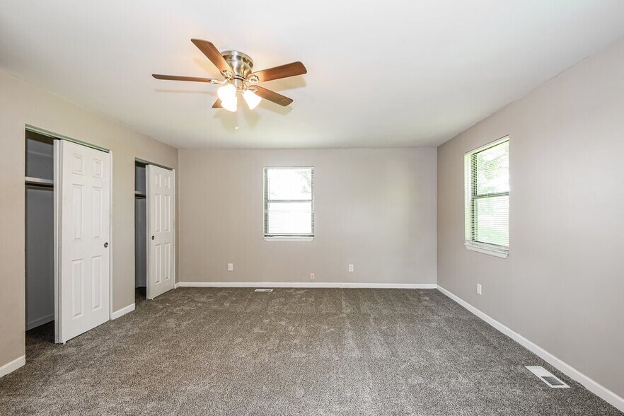 Building Photo - 1850 Shirlene Dr