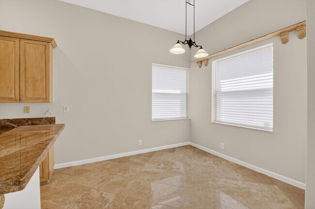 Building Photo - 7032 Vivaldi Ln