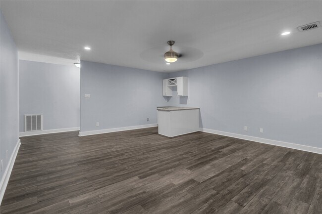 Building Photo - 19002 Walden Forest Dr
