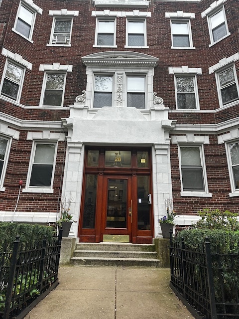 Building Photo - 54 Queensberry St