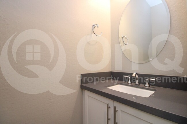 Building Photo - 7437 E Via De Luna Dr