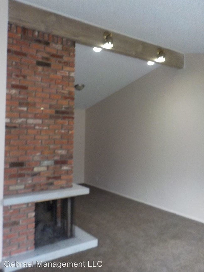 Building Photo - 3 br, 1.5 bath House - 1814 Penbrook Ln