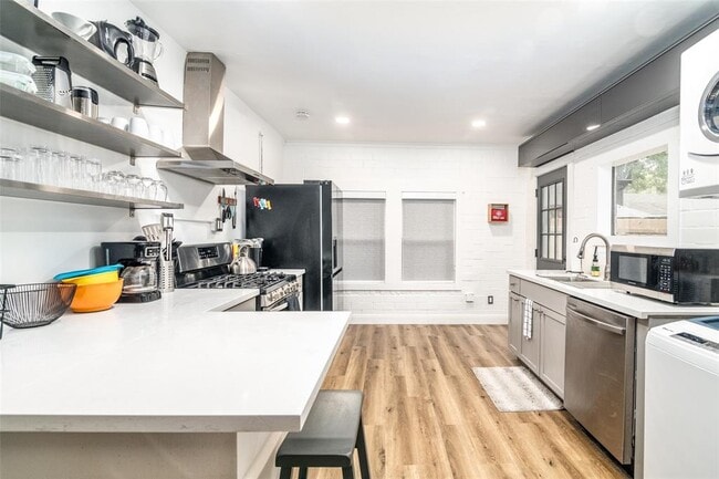 Building Photo - 1507 Holly St