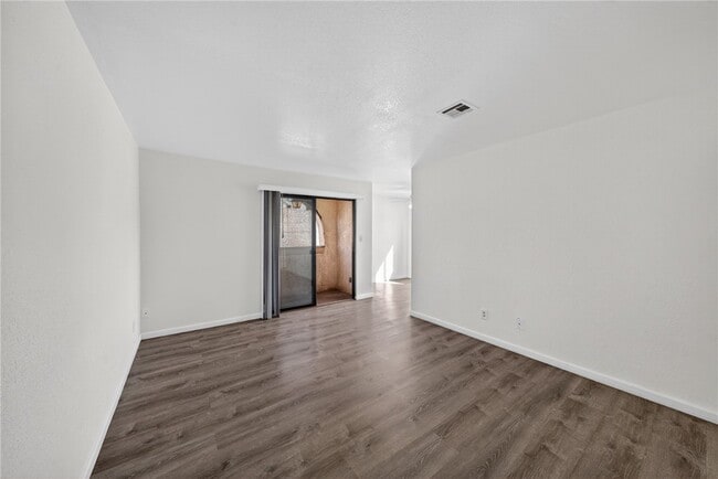 Building Photo - 3659 Wendell Ave