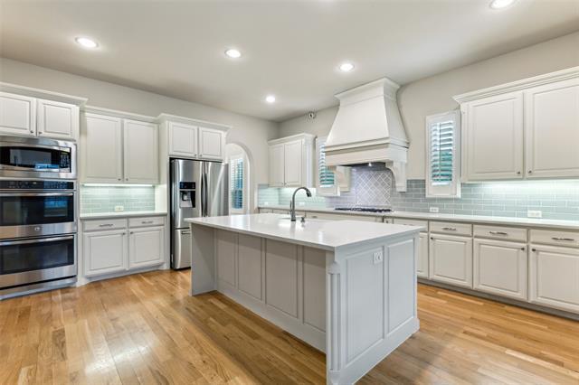 Building Photo - 13714 Countrybrook Dr