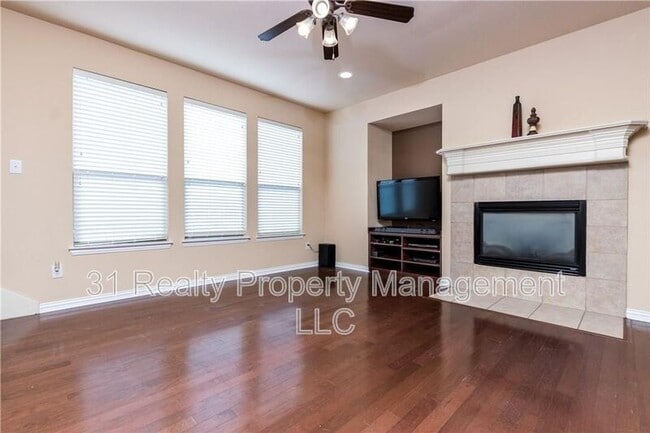 Building Photo - 5324 Oakley Rd