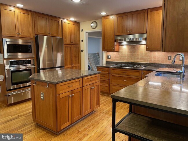 Building Photo - 13110 Pelmira Ridge Ct