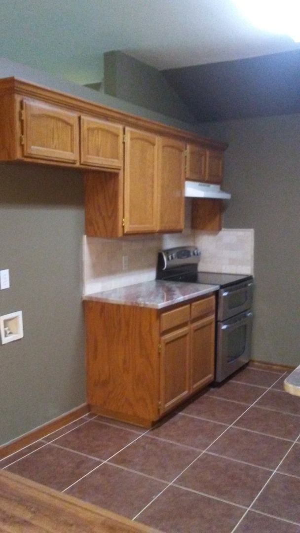 Building Photo - Beautiful 3 bed, 2 bath, 2 car garage home...