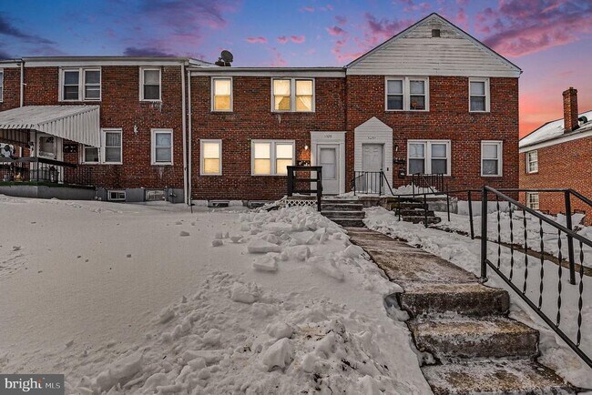 Building Photo - 1329 Taylor Ave