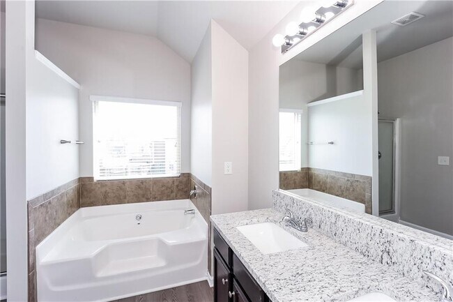 Building Photo - 6555 Woodwell Dr