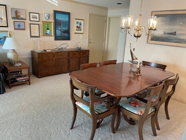 Building Photo - 35 Wharf Path