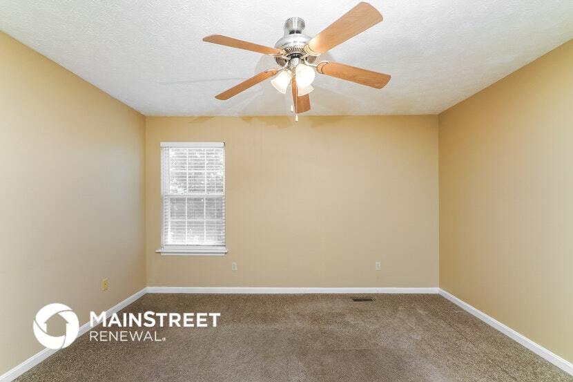 Building Photo - 4005 Chenwood Ln