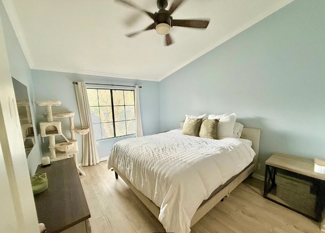 Building Photo - 32221 Alipaz St