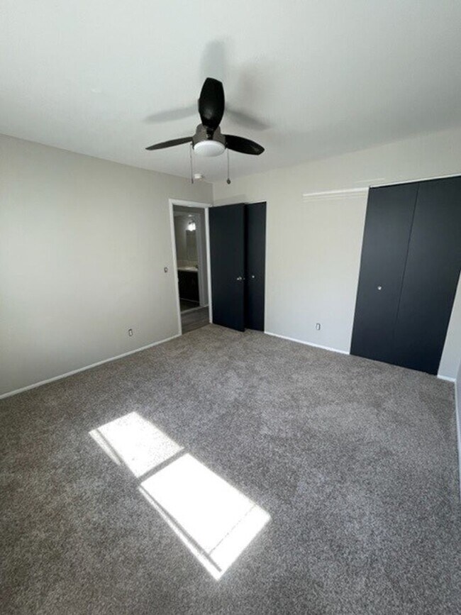 Interior Photo - Kensington Place Apartments