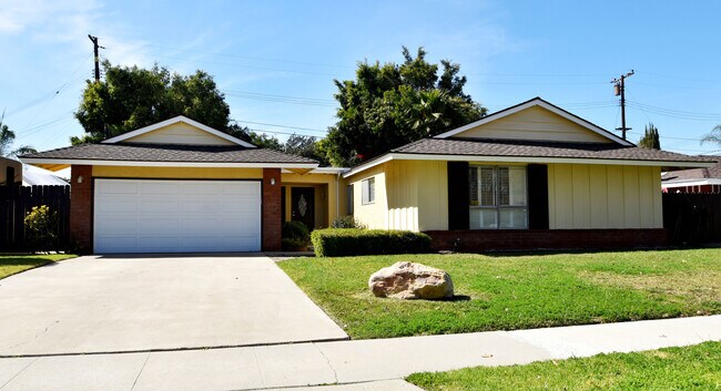 Primary Photo - Fullerton Home w/Yard & Garage - 3 Bed/2 Bath